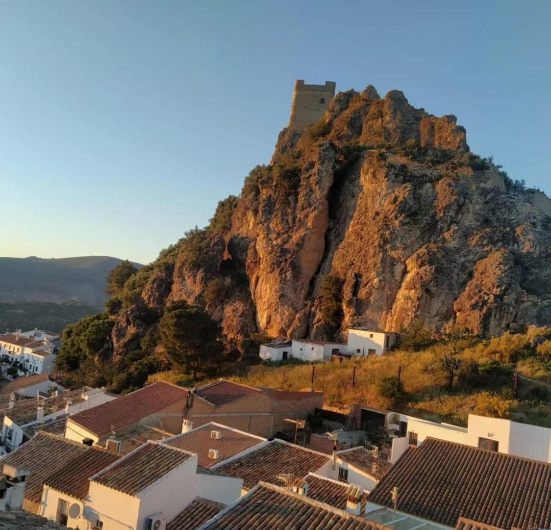 Apartamento Rural El Mirador Zahara De La Sierra Eksteriør billede